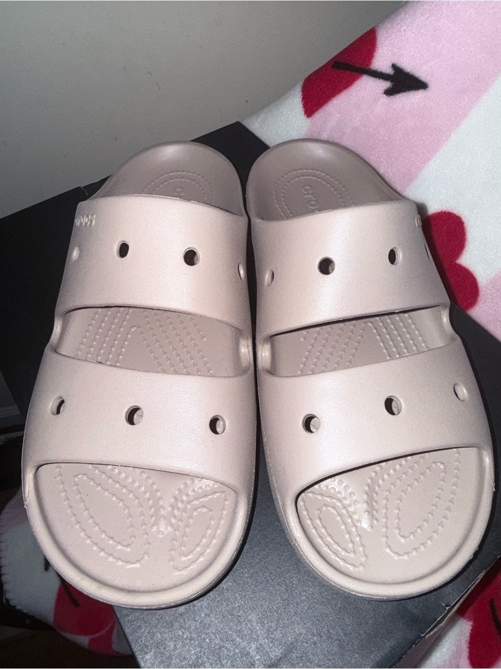 Crocs Dual-Strap Slide Sandal in Tan, Size 11 W/ 9 M - Picture 2 of 4